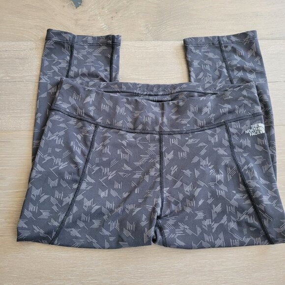 The North Face Leggings Women's sz L Grey Graphic Athletic Capri Leggings - Picture 1 of 9